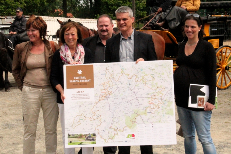 Te paard rond Brussel op het Equitrail: Uniek in Europa
